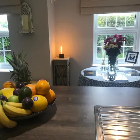 Swan View Apartment